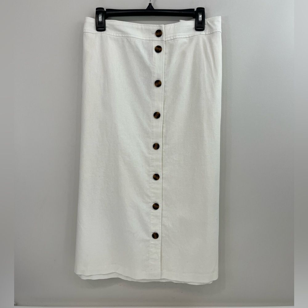 J. Crew Button linen midi skirt in White Plus Size 24